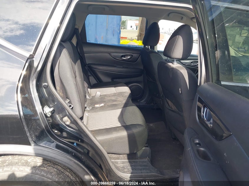 2017 Nissan Rogue Sv VIN: KNMAT2MV9HP606977 Lot: 39666259