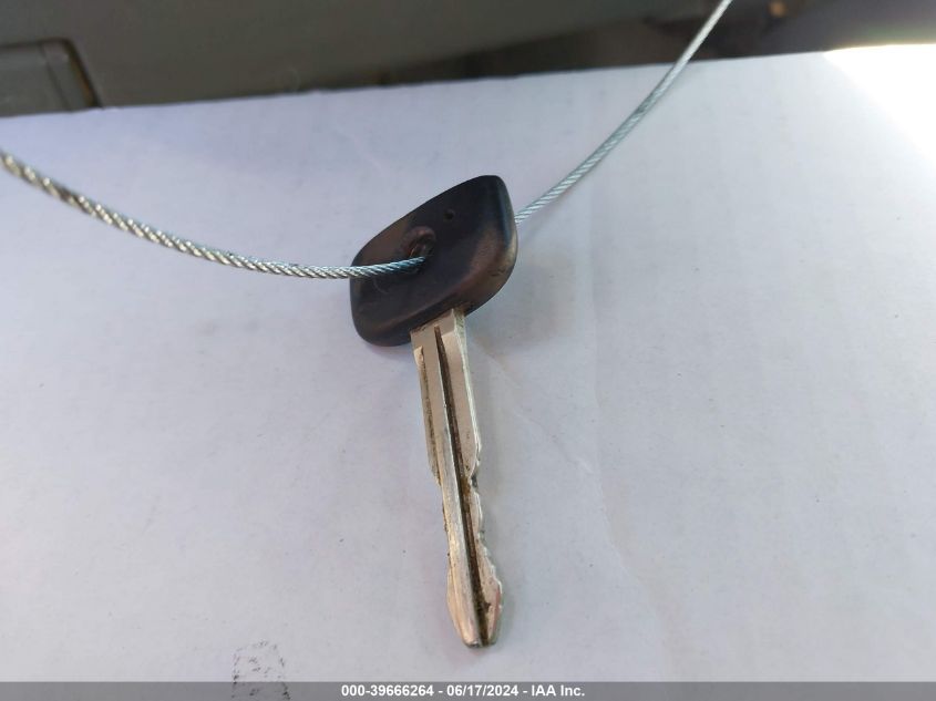 1999 Toyota Tacoma Prerunner V6 VIN: 4TASN92N9XZ465093 Lot: 39666264