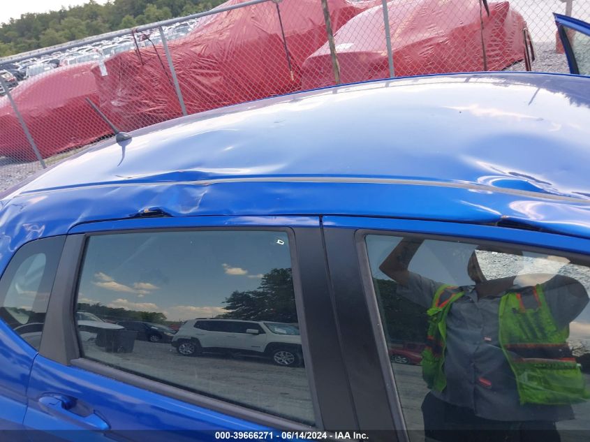 2015 Honda Fit Lx VIN: 3HGGK5H58FM719719 Lot: 39666271