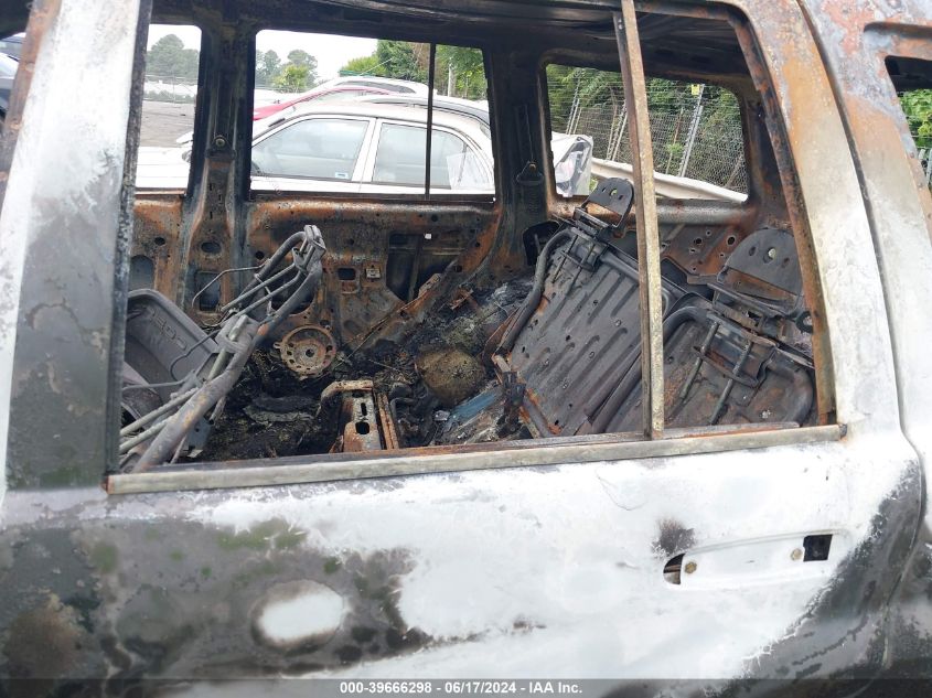 2001 Jeep Grand Cherokee Laredo VIN: 1J4GX48S61C688670 Lot: 39666298