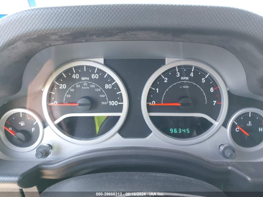 2007 Jeep Wrangler Unlimited Sahara VIN: 1J4GB59197L225909 Lot: 39666313