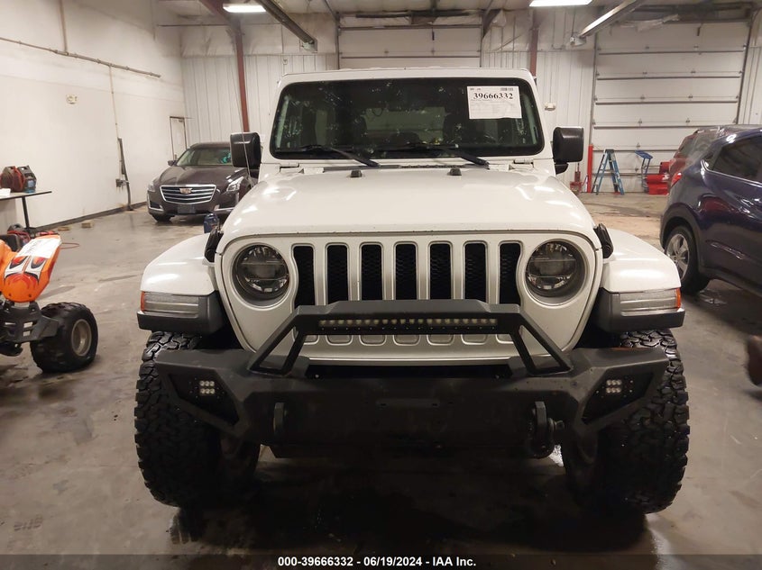 2018 JEEP WRANGLER UNLIMITED SAHARA 4X4 - 1C4HJXEG3JW166588