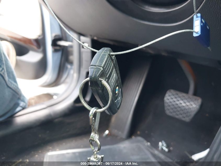 2011 BMW 328I xDrive VIN: WBAPK7G56BNN70915 Lot: 39666397