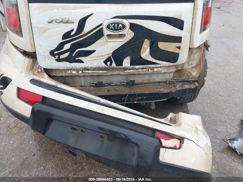 2011 Kia Soul +/!/Sport VIN: KNDJT2A21B7709506 Lot: 39666403