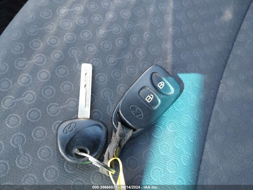 2013 Hyundai Accent Se VIN: KMHCU5AE3DU088030 Lot: 39666537