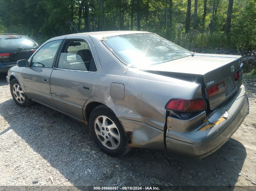 1999 Toyota Camry Le V6 VIN: 4T1BF28K1XU087107 Lot: 39666597