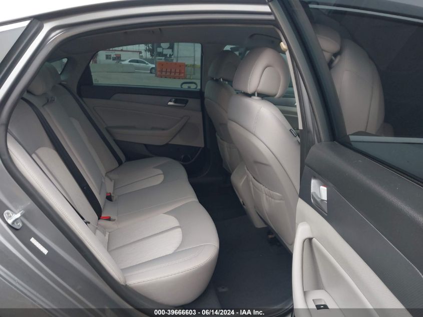 2017 Hyundai Sonata Hybrid Se VIN: KMHE24L31HA062313 Lot: 39666603