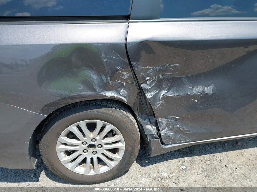 2012 Toyota Sienna Xle V6 8 Passenger VIN: 5TDYK3DC6CS235426 Lot: 39666610