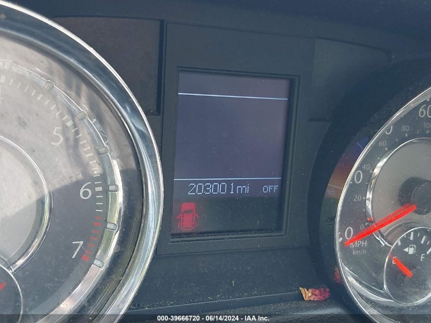 2011 Chrysler Town & Country Touring-L VIN: 2A4RR8DG3BR704943 Lot: 39666720