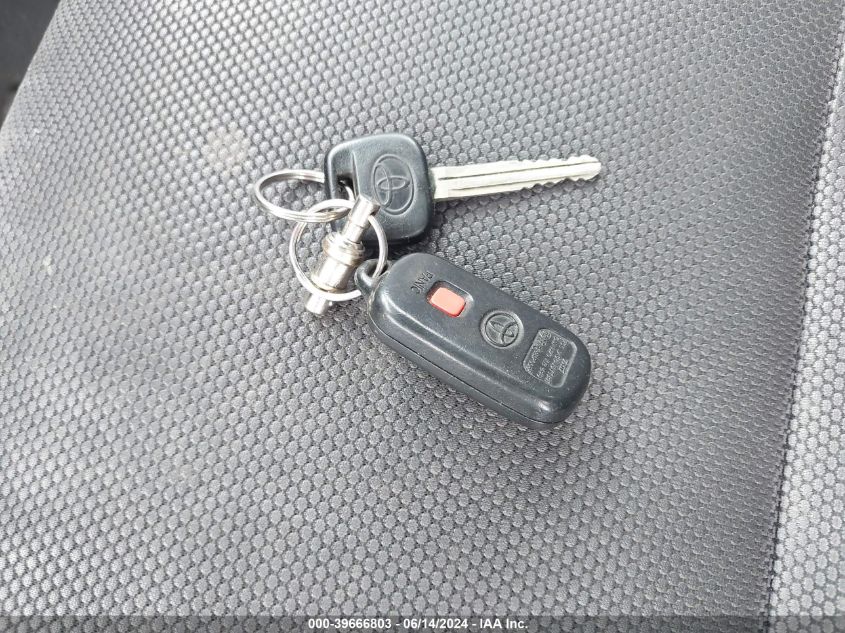 2003 Toyota Matrix Xr VIN: 2T1KR32EX3C105051 Lot: 39666803