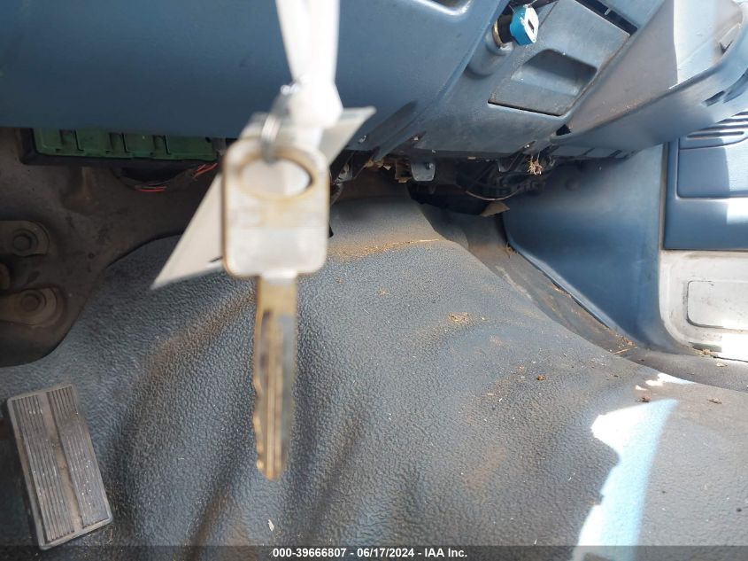 1994 Ford F150 VIN: 1FTEF15N4RLB30549 Lot: 39666807