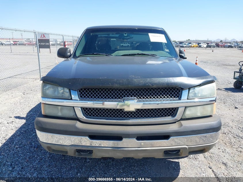 2004 Chevrolet Silverado 1500 Ls VIN: 2GCEC19V741118607 Lot: 39666955