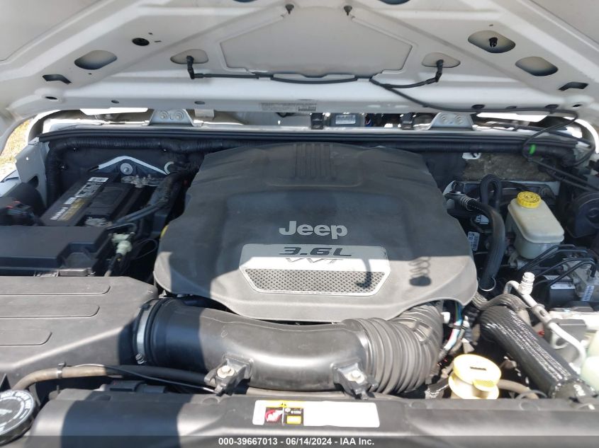 2013 Jeep Wrangler Unlimited Sport VIN: 1C4BJWDG1DL702865 Lot: 39667013