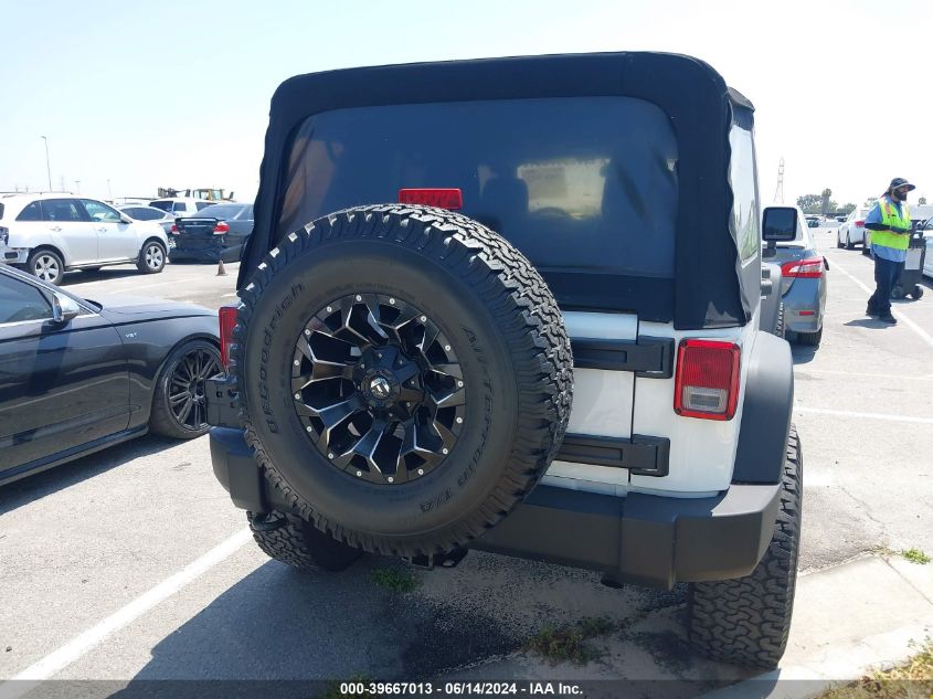 2013 Jeep Wrangler Unlimited Sport VIN: 1C4BJWDG1DL702865 Lot: 39667013