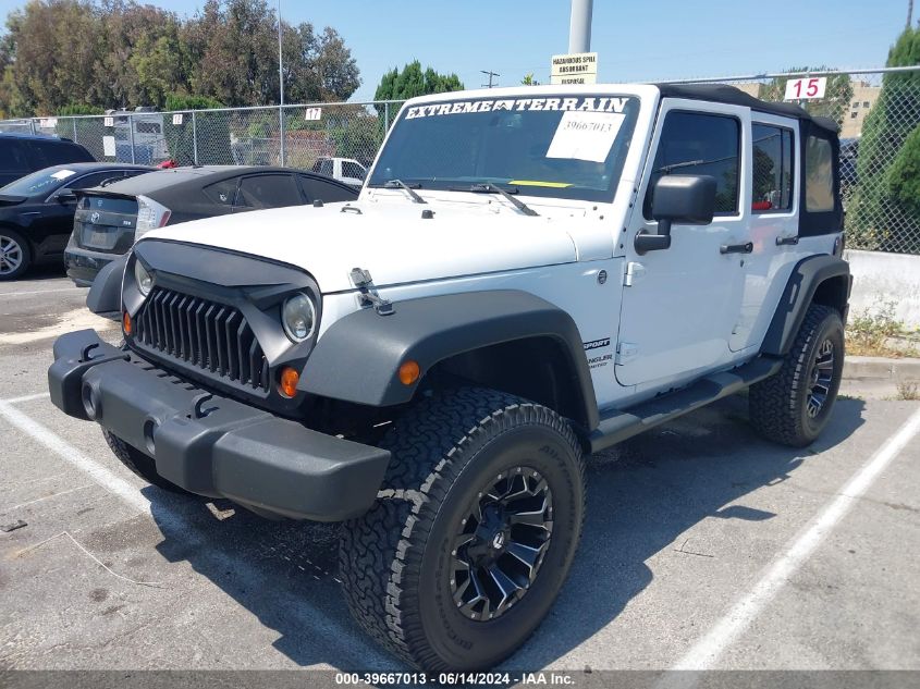 2013 Jeep Wrangler Unlimited Sport VIN: 1C4BJWDG1DL702865 Lot: 39667013