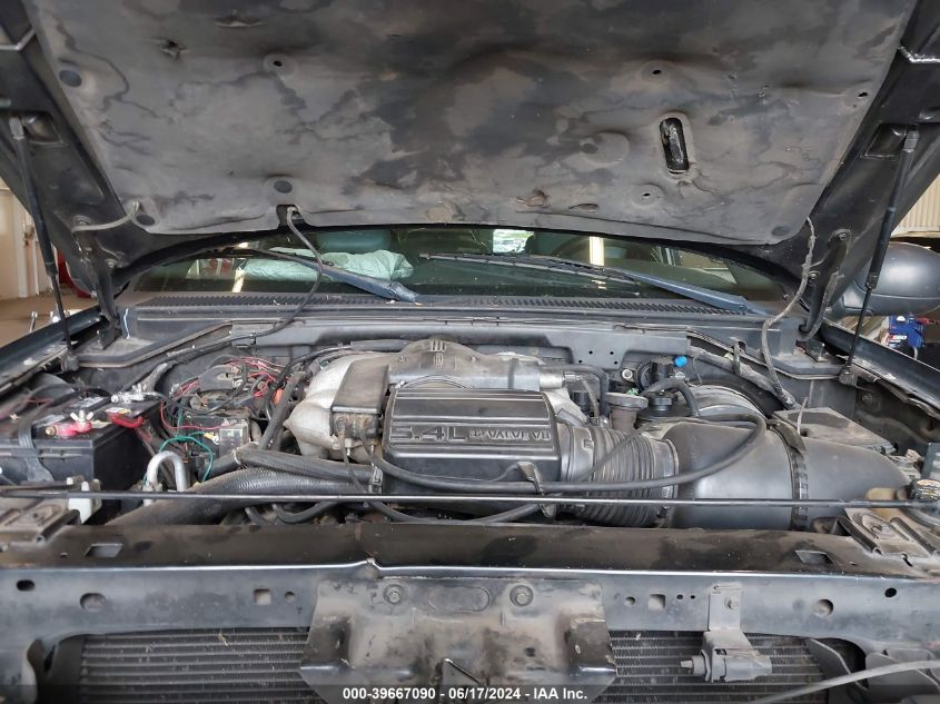 2000 Lincoln Navigator VIN: 5LMFU28A2YLJ32199 Lot: 39667090