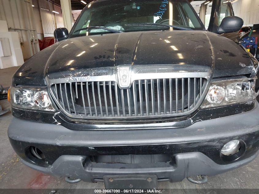 2000 Lincoln Navigator VIN: 5LMFU28A2YLJ32199 Lot: 39667090