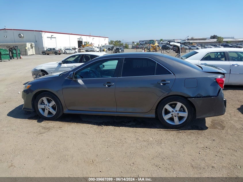 2014 Toyota Camry Se VIN: 4T1BF1FK3EU761655 Lot: 39667099