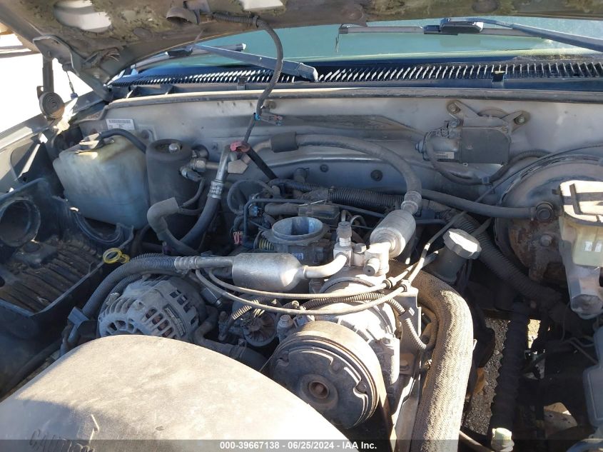 1999 GMC Suburban K1500 VIN: 1GDFK16R9XJ777924 Lot: 39667138