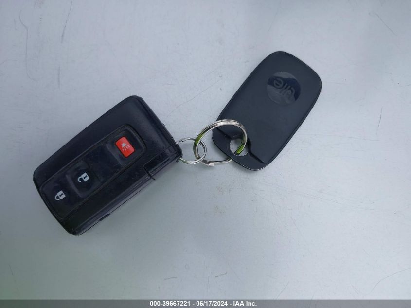 2005 Toyota Prius VIN: JTDKB20U957039587 Lot: 39667221