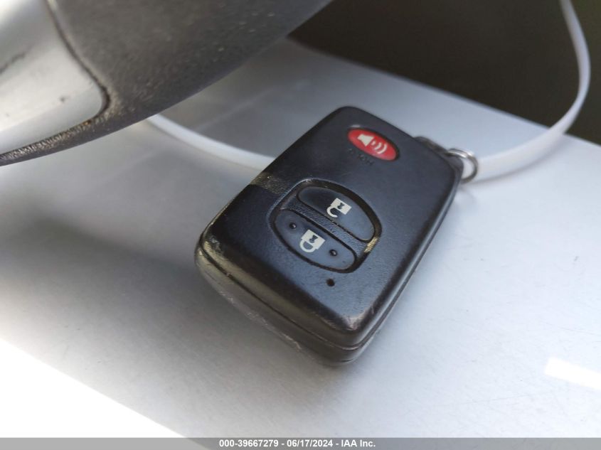 2015 Toyota Prius Two VIN: JTDKN3DUXF0469131 Lot: 39667279