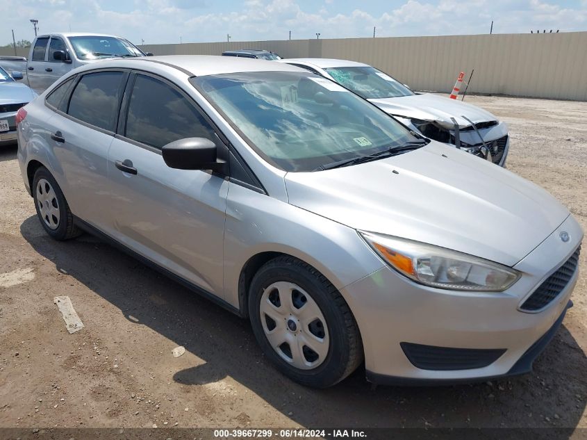 2017 Ford Focus S VIN: 1FADP3E22HL331493 Lot: 39667299