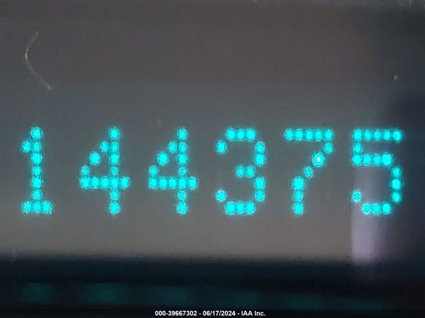 2005 Chevrolet Tahoe Ls VIN: 1GNEC13V65R264828 Lot: 39667302