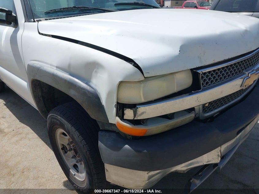 2002 Chevrolet Silverado 2500Hd VIN: 1GBHC24U52E190651 Lot: 39667347