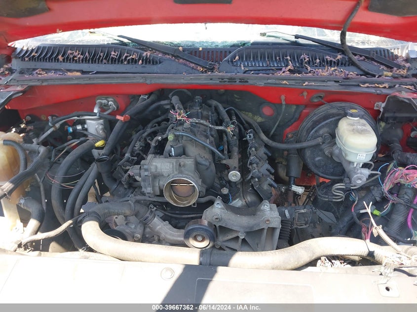 2005 Chevrolet Silverado VIN: 2GCEC13C651147718 Lot: 39667362