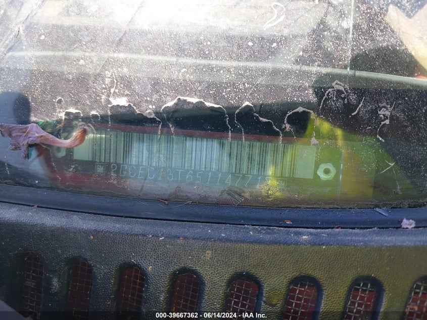 2005 Chevrolet Silverado VIN: 2GCEC13C651147718 Lot: 39667362