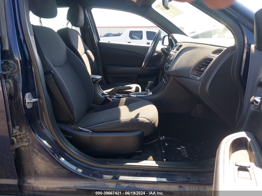 2013 CHRYSLER 200 LX - 1C3CCBAB8DN669792