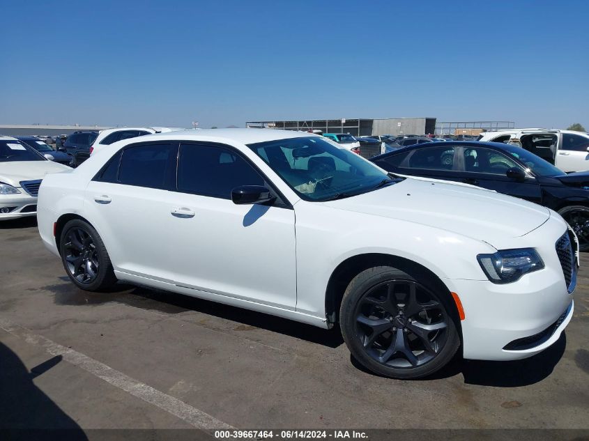 2020 Chrysler 300 Touring VIN: 2C3CCAAG8LH242092 Lot: 39667464