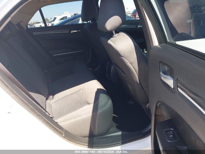 2020 Chrysler 300 Touring VIN: 2C3CCAAG8LH242092 Lot: 39667464