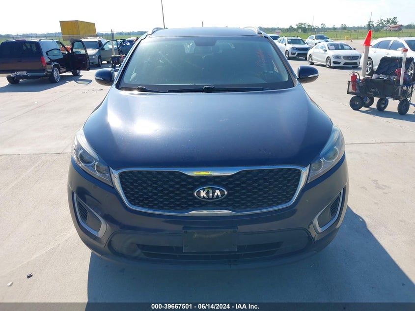 2018 Kia Sorento 3.3L Lx VIN: 5XYPG4A5XJG372663 Lot: 39667501