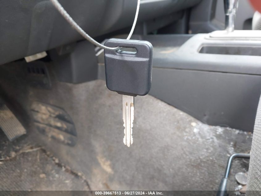 2005 Nissan Xterra S VIN: 5N1AN08W05C640208 Lot: 39667513