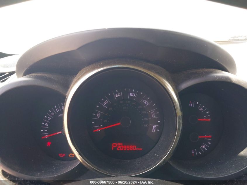 2011 Kia Soul + VIN: KNDJT2A24B7711427 Lot: 39667580