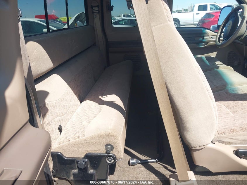 1999 Ford F-250 Lariat/Xl/Xlt VIN: 1FTNX21S1XEB21923 Lot: 39667670