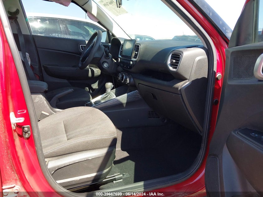2020 Hyundai Venue Sel VIN: KMHRC8A30LU026239 Lot: 39667699