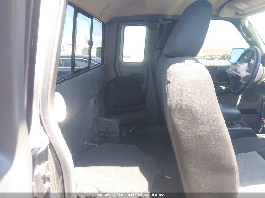 2011 Ford Ranger Super Cab VIN: 1FTLR4FE3BPA06897 Lot: 39667714