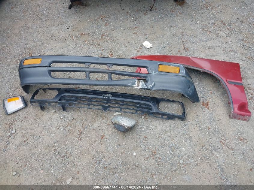 1992 Toyota Pickup 1/2 Ton Short Wheelbase VIN: JT4RN81A7N0092813 Lot: 39667741