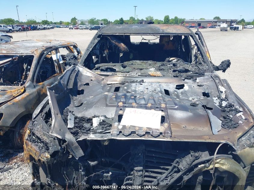 2022 Toyota Tundra Sr5 VIN: 5TFLA5DB8NX051800 Lot: 39667747