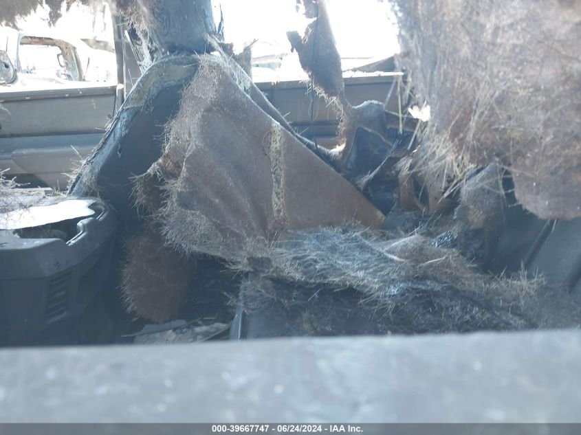 2022 Toyota Tundra Sr5 VIN: 5TFLA5DB8NX051800 Lot: 39667747