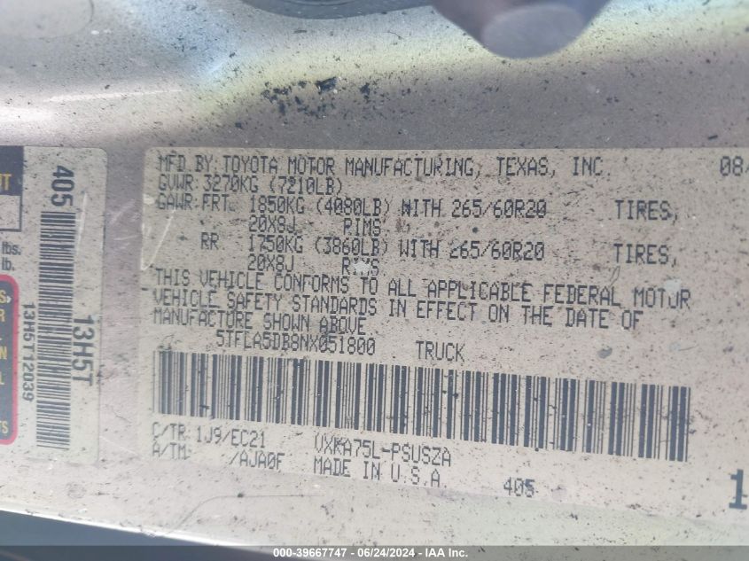 2022 Toyota Tundra Sr5 VIN: 5TFLA5DB8NX051800 Lot: 39667747