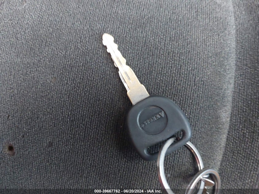 2006 Chevrolet Silverado 1500 K1500 VIN: 1GCEK19V66E162571 Lot: 39667762