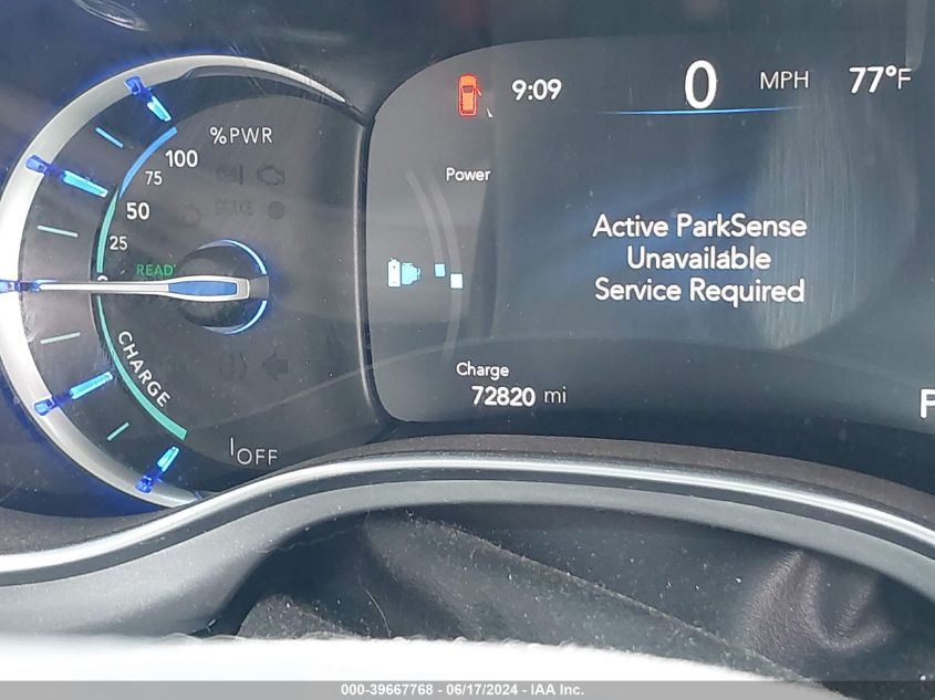 2018 Chrysler Pacifica Hybrid Limited VIN: 2C4RC1N78JR129489 Lot: 39667768