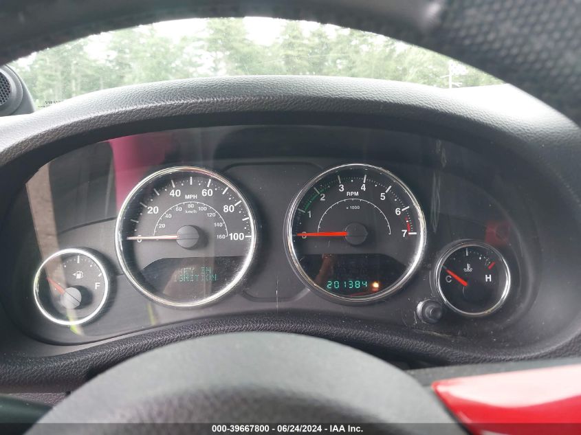 2012 Jeep Wrangler Unlimited Sport VIN: 1C4BJWDG5CL252538 Lot: 39667800