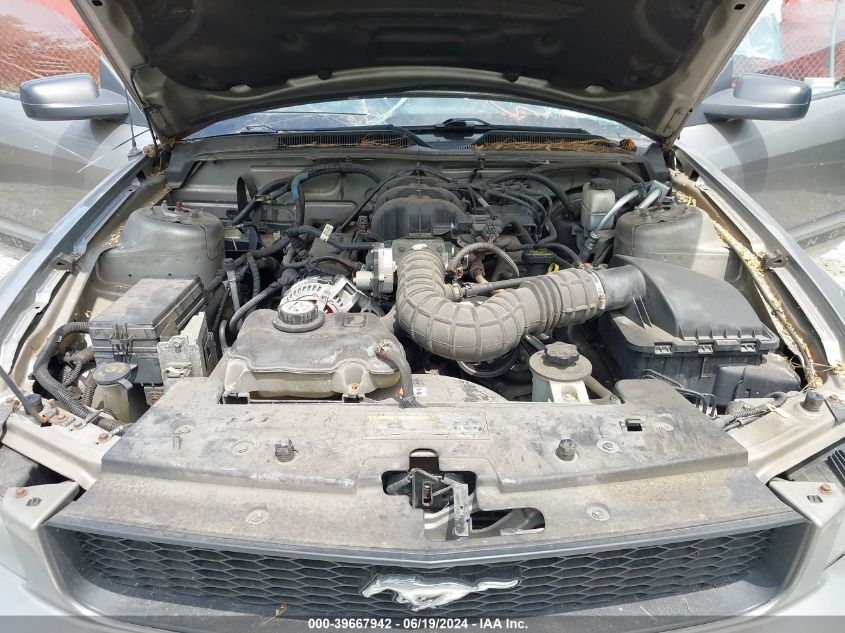 2009 Ford Mustang V6/V6 Premium VIN: 1ZVHT84N395118152 Lot: 39667942