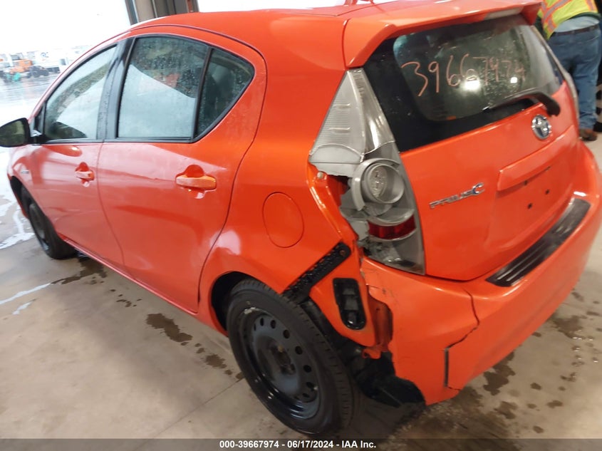 2014 Toyota Prius C Two VIN: JTDKDTB35E1074909 Lot: 39667974