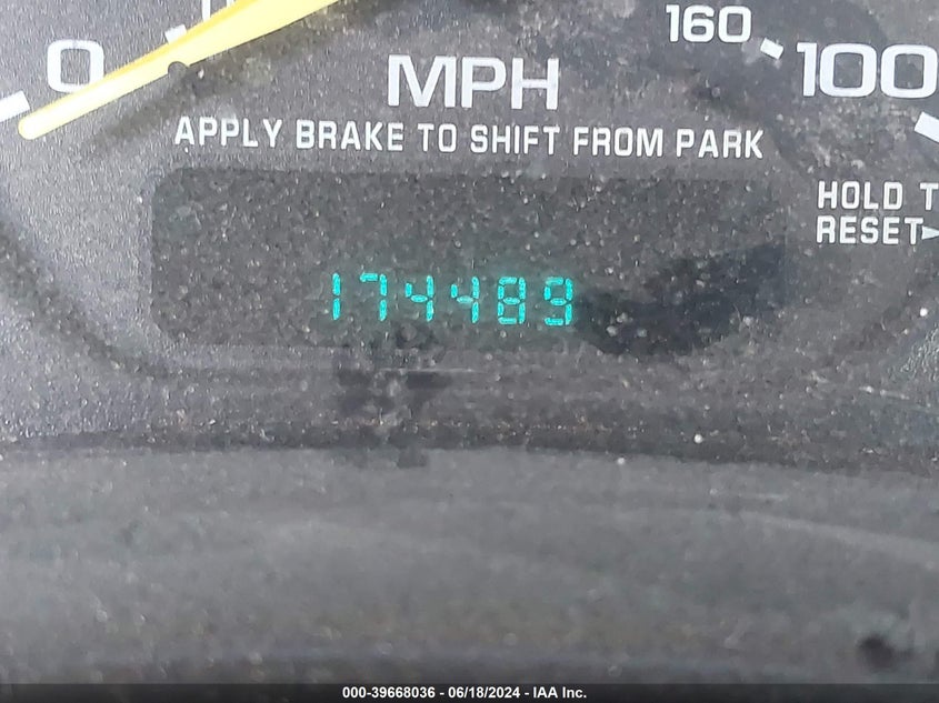 2000 Chevrolet Silverado 1500 VIN: 2GCEK19V3Y1169109 Lot: 39668036