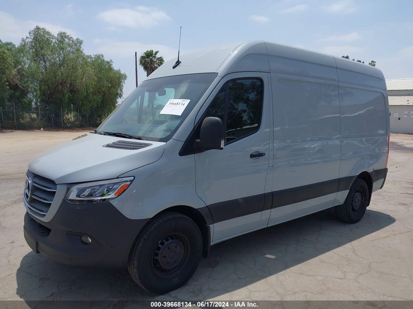 2022 Mercedes-Benz Sprinter 2500 Standard Roof V6 VIN: W1W4EBHY7NT083588 Lot: 39668134
